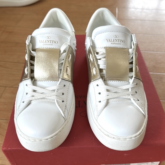 Valentino Shoes - VALENTINO Rockstud Sneakers